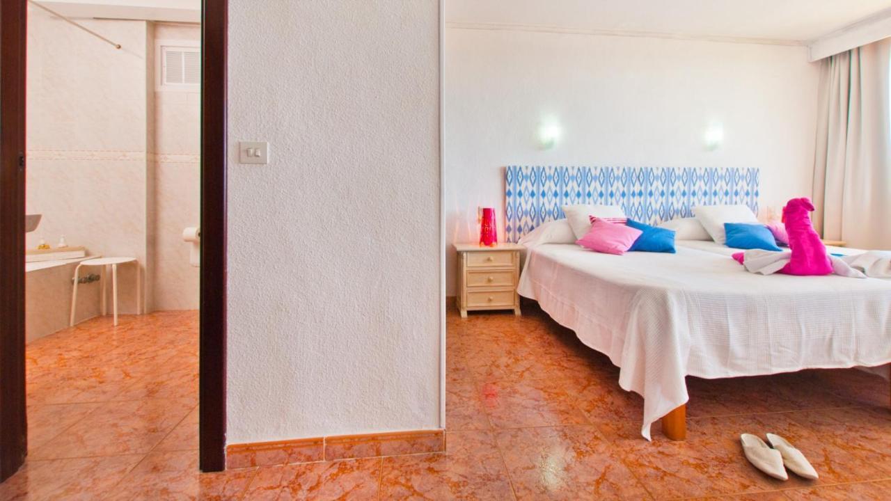 Apartment The Shell Ii, Beach Views And Pool Alcudia  Zewnętrze zdjęcie