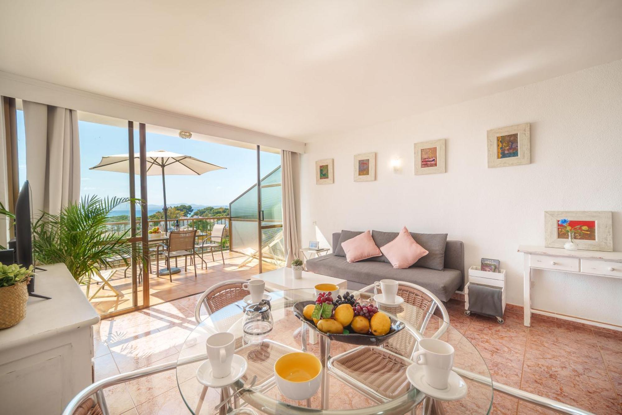 Apartment The Shell Ii, Beach Views And Pool Alcudia  Zewnętrze zdjęcie