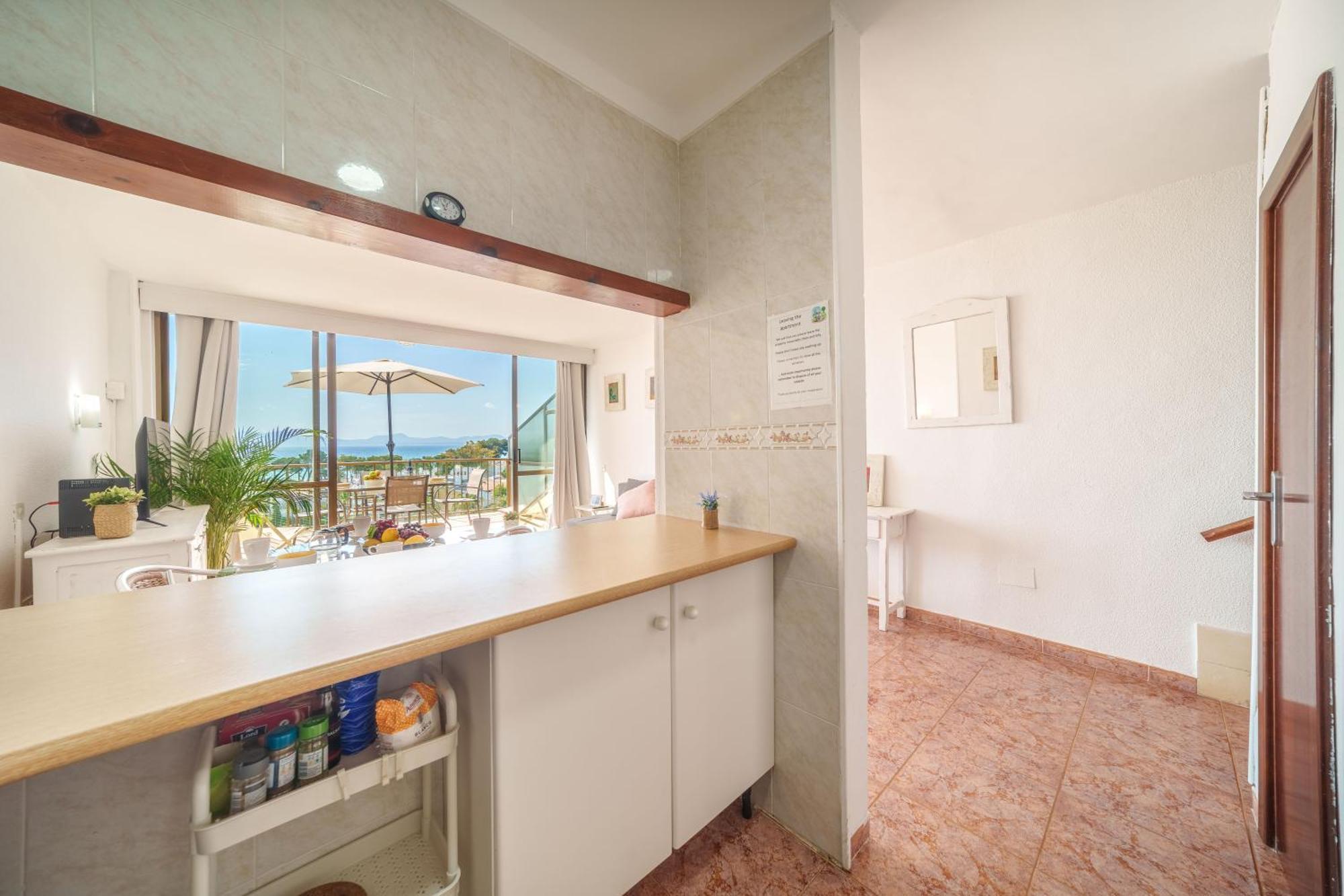 Apartment The Shell Ii, Beach Views And Pool Alcudia  Zewnętrze zdjęcie